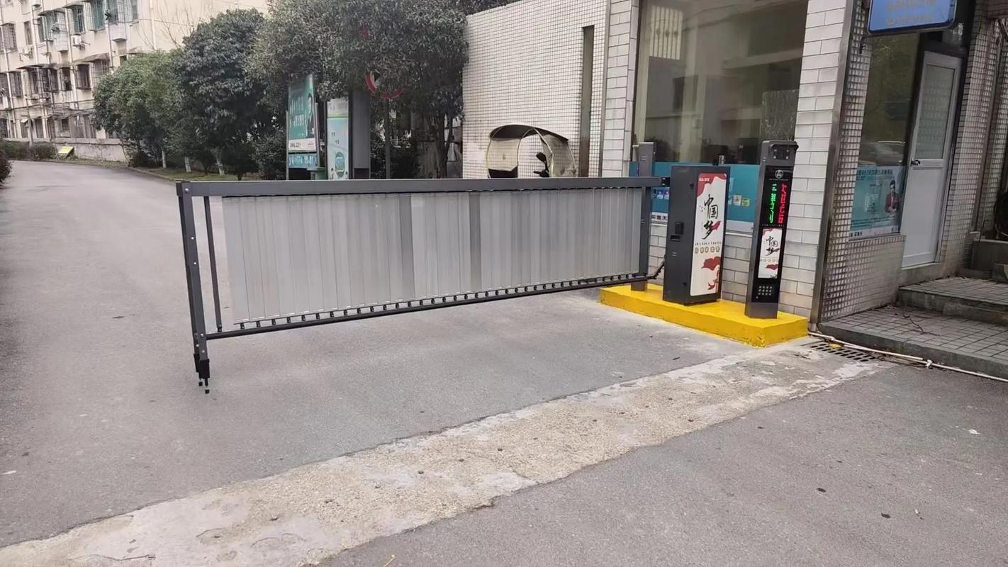 智慧通行新篇章 看得見(jiàn)的好產(chǎn)品——人臉識(shí)別門(mén)禁與停車場(chǎng)管理系統(tǒng)